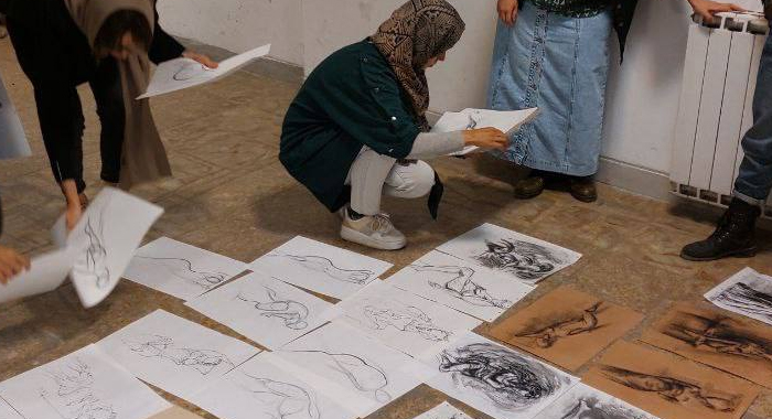 بررسی کارهای کلاسی و تمرینهای هفتگی